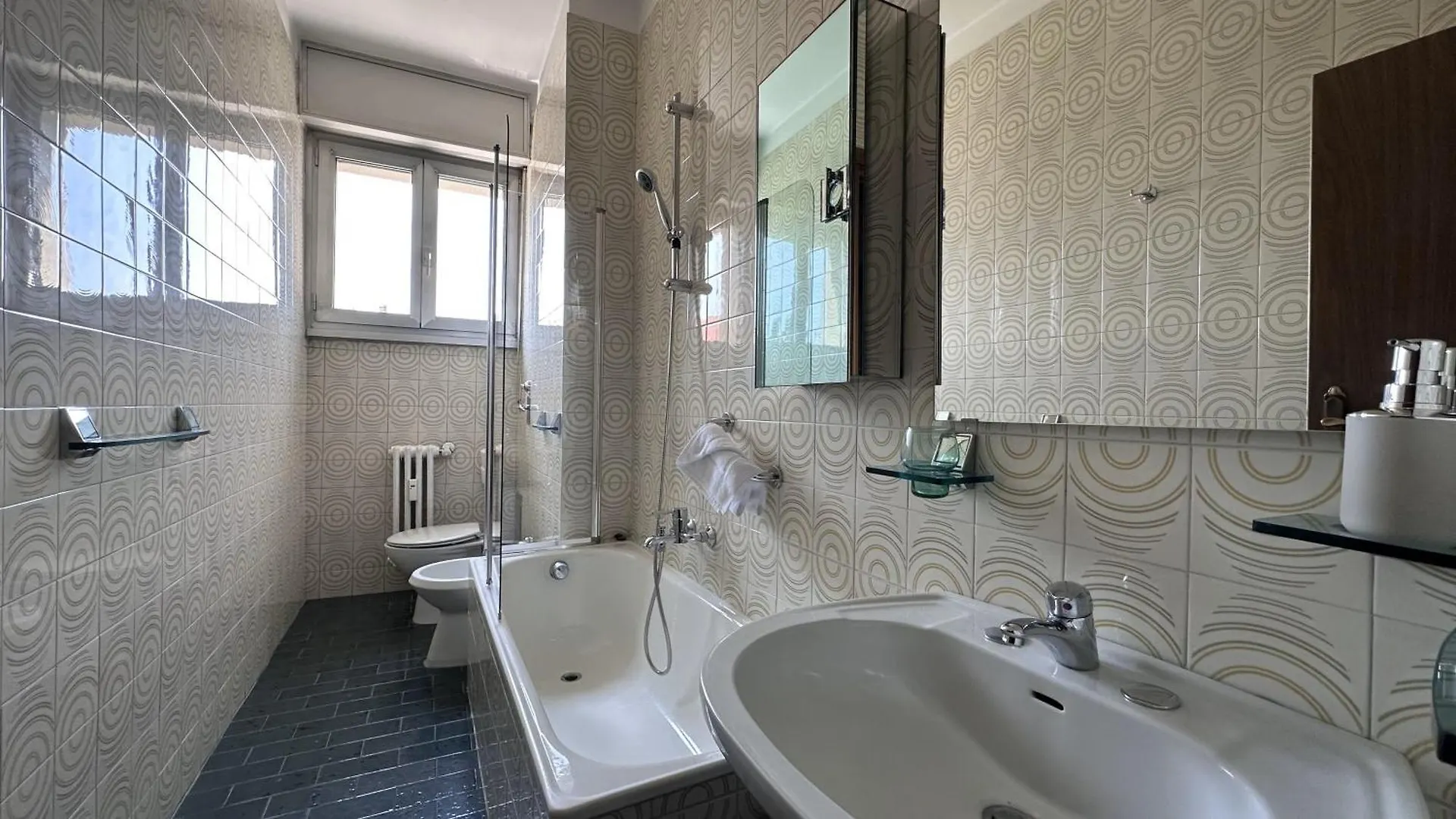 Apartment Vintage Apt - Lin Airport 10 Min Milan